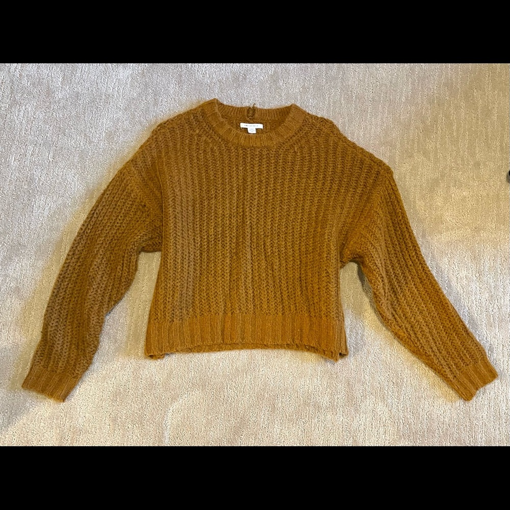 American Eagle Camel/Mustard Cropped Knit Sweater Size Small